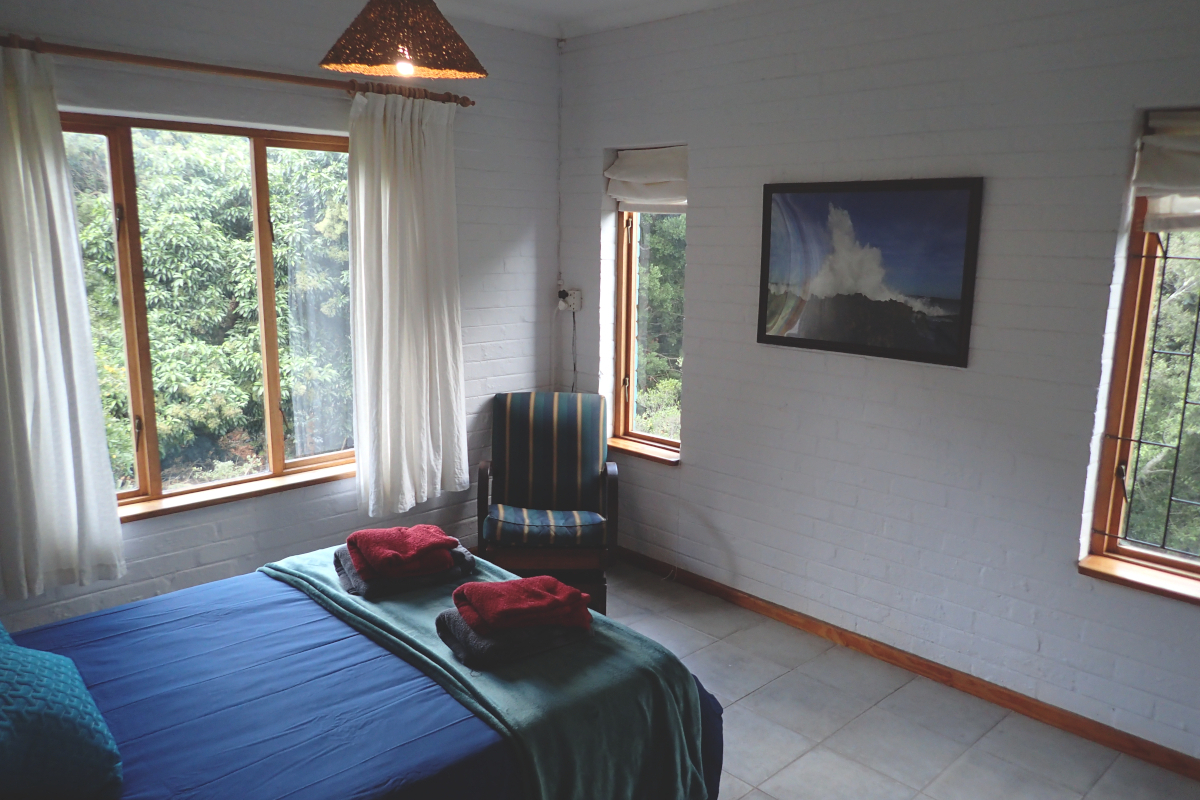 Queen Bedroom